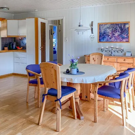 Semesterbostad 3 Bedroom In